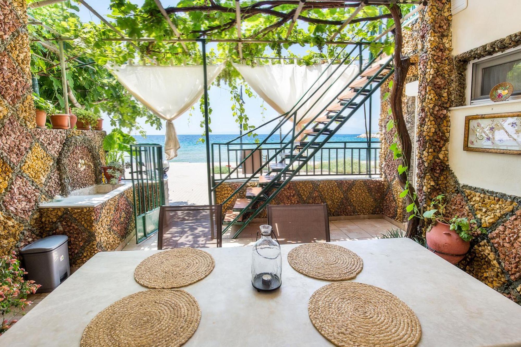 Golden Sunset Beach Apartment Skala Kallirachis Exterior photo